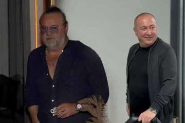 ĐANI O SRAMNOM PONAŠANJU ŽELJKA ŠAŠIĆA NA AERODROMU! Pevač ovako odgovorio kolegi! (VIDEO, GALERIJA)