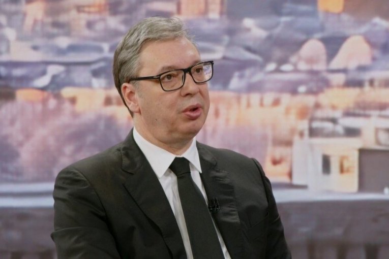 Predsednik Vučić u "Jutru na Blic"