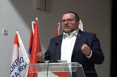 BLOKADERIMA SMETA FAKULTET SRPSKIH STUDIJA: Politika mržnje protiv znanja i struke!