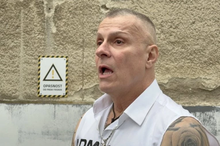 ANA BEKUTA JE DOŽIVELA TRAUMU: Đorđe David ostudio napad BLOKADERA - progovorio o INCIDENTU na svom nastupu! (VIDEO)