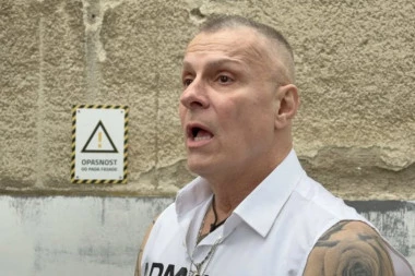 ANA BEKUTA JE DOŽIVELA TRAUMU: Đorđe David ostudio napad BLOKADERA - progovorio o INCIDENTU na svom nastupu! (VIDEO)