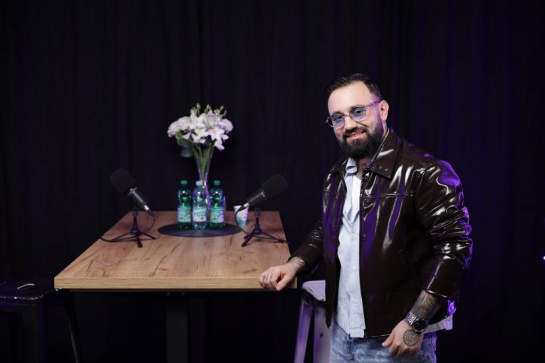 Filip Mitrović Hotcast