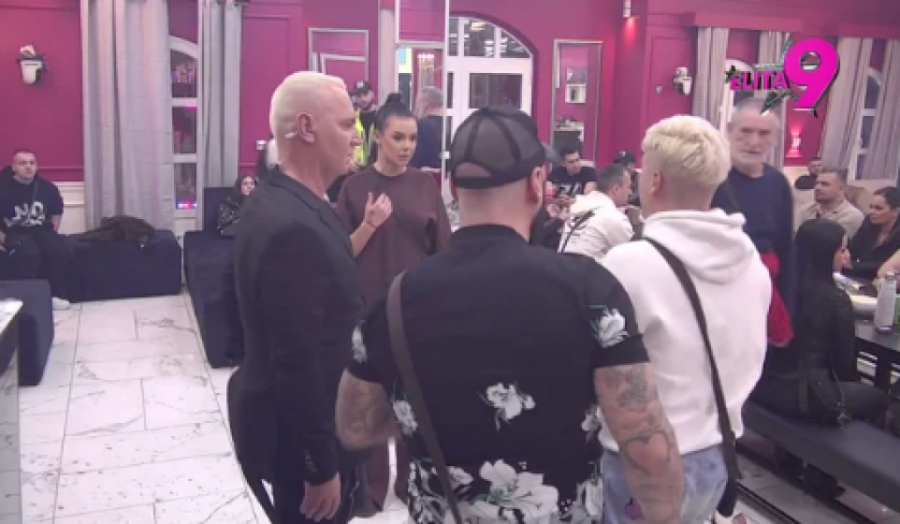 OBEZBEĐENJE OPKOLILO BELU KUĆU, ANITA I LUKA NAPRAVILI TOTALNI LOM: Voditelj zaustavio program zbog drame, ukućani se razbežali na sve strane!