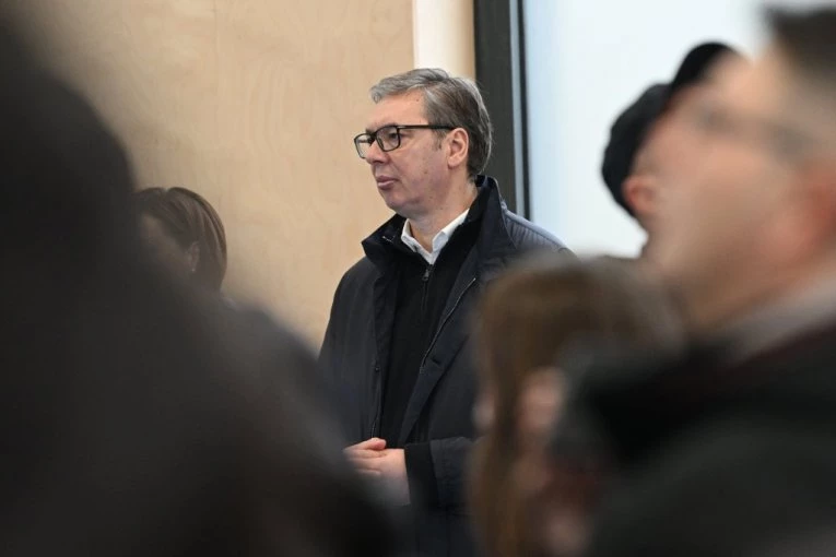 "JA DA DOZVOLIM DA NEKO PONIŽAVA SRBIJU?! NIKADA!" Vučić o deljenju packi u Davosu i zamazivanju očiju Ursuli fon der Lajen!