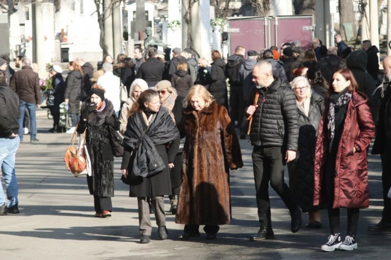 Sahrana Senke Veletanlić