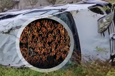 UZNEMIRUJUĆI SNIMAK! Sedam navijača PAOK poginulo na licu mesta - vozilo RAZNETO, potresne scene iz Rumunije (VIDEO)