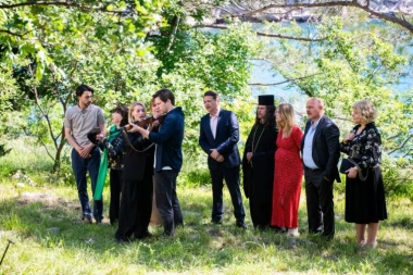 "KONAČNO KOMEDIJA U KOJOJ HRVATI NISU GOSPODA, A SRBI SIROVINE": Održana premijera filma "Svadba", a ovako pišu komšije!