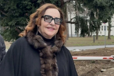 HITNO OGLAŠAVANJE ANE BEKUTE: Pevačica otvorila dušu i poslala SNAŽNU PORUKU ŽENAMA!