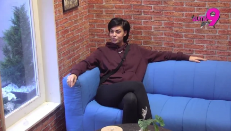 MINA VRBAŠKI IMALA AFERU SA OŽENJENIM REPEROM?! Anita Stanojlović se osvetila za PRIČU sa Reljom, pa iznela informacije zbog kojih GORI BALKAN!