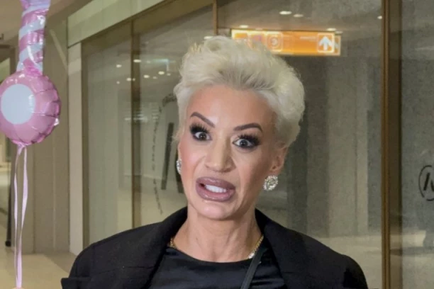 DUŠICA JAKOVLJEVIĆ IZNELA U JAVNOST ONO ŠTO JOJ JE ĆERKA STROGO ZABRANILA: Sve obelodanjeno na Pinku, kad se setila - već je bilo kasno!