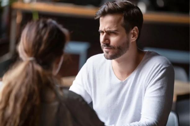 KAD JE UKAZIVANJE NA TUĐE GREŠKE GREH, A KAD MILOST: Sveštenik napravio jasno razgraničenje i objasnio kad ne treba ćutati