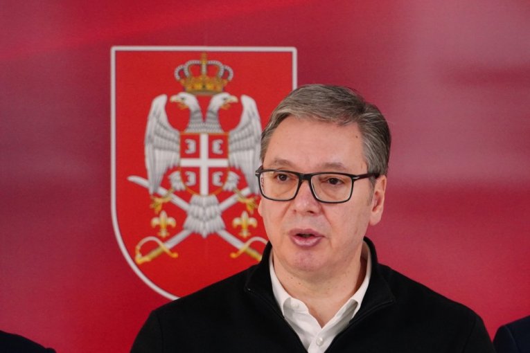 Predsednik Vučić u Domu garde na Topčideru