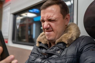 SRBI, PAZITE SE KAD KRENETE U EVROPU! Jedna navika iz našeg prevoza tamo košta papreno! David je mislio da je šala, a onda je STIGLA KAZNA!