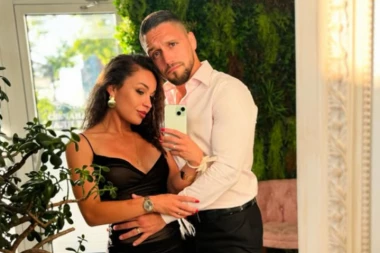 FOTOGRAFIJE SA VENČANJA BIVŠIH ZADRUGARA KRUŽE INTERNETOM: Ponovo ušli u rijaliti, a o detaljima iz njihove PROŠLOSTI bruje svi!