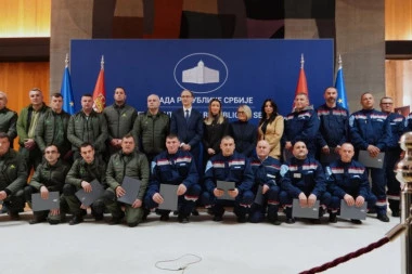 ONI SU HEROJI OVOG PERIODA GODINE! Premijer Macut se oglasio nakon sastanka sa radnicima EDS i JP "Srbijašume" (FOTO, VIDEO)