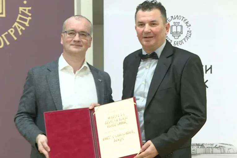 URUČEN "BEOGRADSKI POBEDNIK": Ovaj pisac je dobio 10.000 evra!