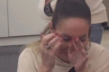 SNIMCI MILENE KAČAVENDE NA KOJIMA SE SAMOZADOVOLJAVA - Najeksplicitniji kadrovi u istoriji rijalitija, svi detalji OBJAVLJENI JAVNO!