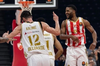 ZAKON JAČEG - PAO JE I DUBAI: Zvezda ispisala istoriju u Areni!