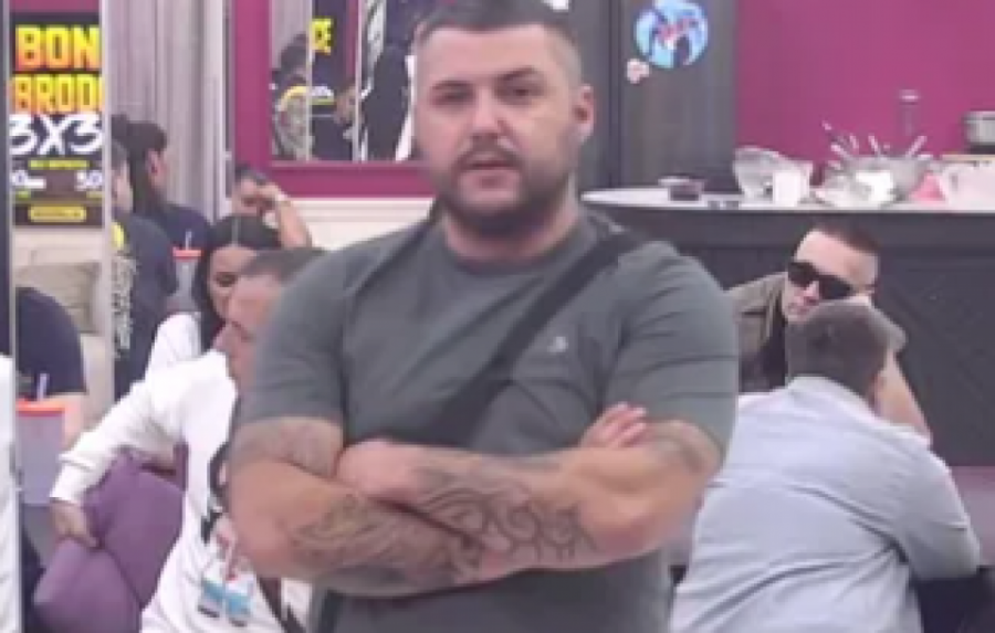 ASMIN PRIZNAO DA LI JE HTEO DA UBIJE ĆERKU NORU: Muk u Beloj kući, voditelj ODMAH morao da prekine emisiju!