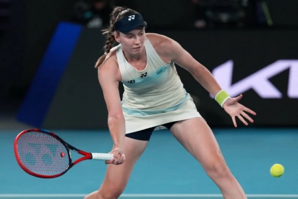 IGRA SE RASPLAMSALA: I dalje bez brejka u drugom setu