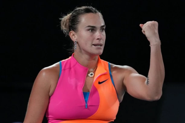 SABALENKA JE NEUNIŠTIVA: Arina brejkom do drugog seta