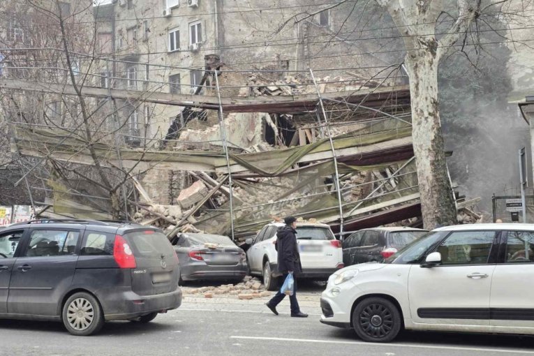 Urušavanje kuće u Džordža Vašingtona