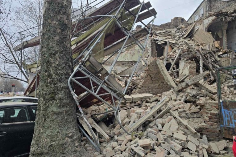 Urušavanje kuće u Džordža Vašingtona