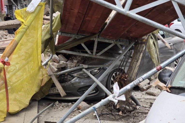 Urušavanje kuće u Džordža Vašingtona