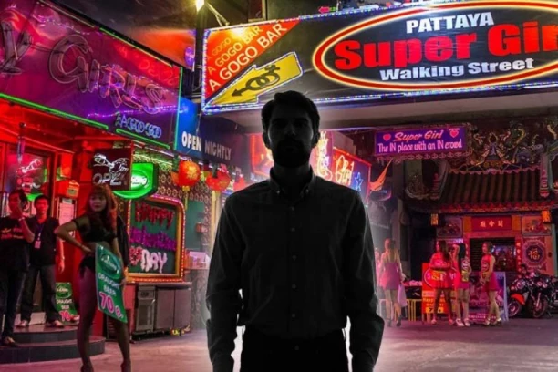 DARKO, BEKRIJO! Na meniju PEČENI KROKODILI, KOKTELI I EGZOTIČNI TAJLANĐANI - naš pevač ne prestaje da šokira! (VIDEO)