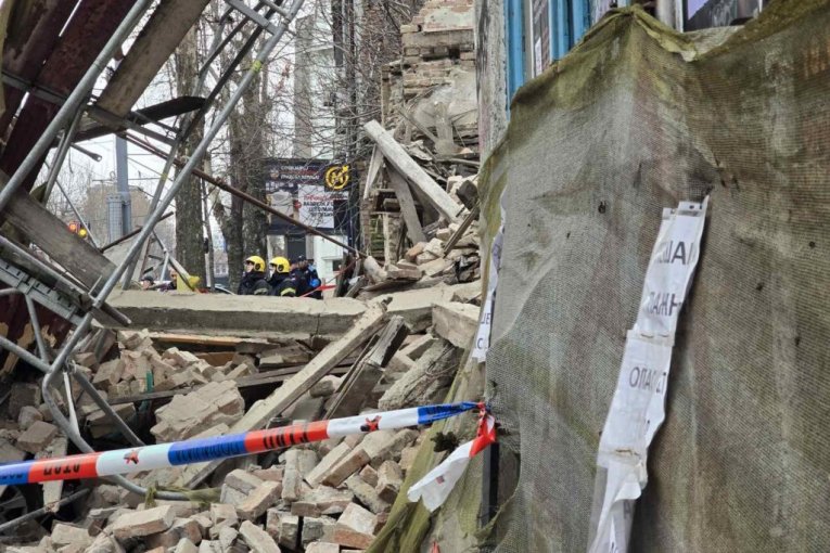 Urušavanje kuće u Džordža Vašingtona