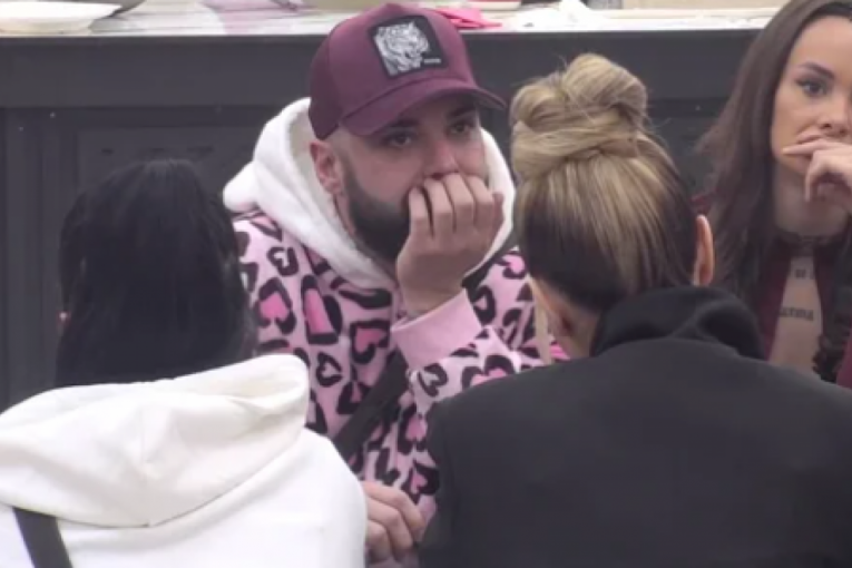 Hana Duvnjak o Aneli Ahmić