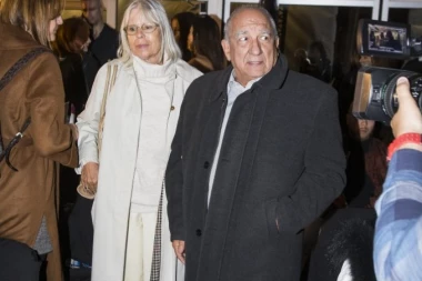 DA SE NAJEŽIŠ - ONO ŠTO SE DESILO NEPOSREDNO PRED SMRT POZNATOG GLUMCA LEDI KRV U ŽILAMA: Supruga iznela u javnost najmračnije tajne, svemu je prisustvovala tada!