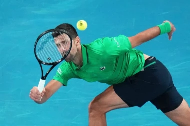 ĐOKOVIĆ POVUKAO DRASTIČAN POTEZ! Novak dobio novog člana stručnog štaba pred turnir u Rimu!