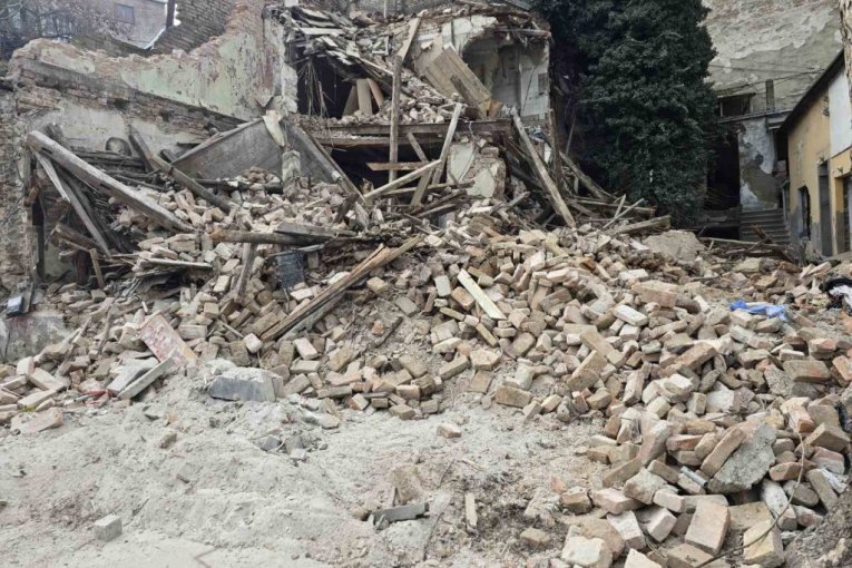 Urušena kuća u Beogradu