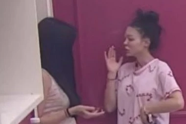 PRELOMNI TRENUTAK ZA MAJU MARINKOVIĆ! Starleta puca po šavovima, OVO JE KAP KOJA JE PRELILA ČAŠU!