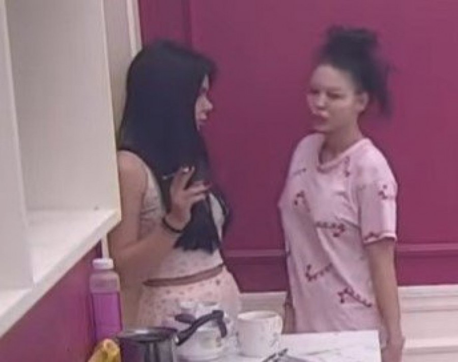 U "ELITU" STIGLE NAJSTRAŠNIJE VESTI, BIO IM JE VELIKI PRIJATELJ! Maja Marinković ubledela kao krpa od bola, Anita se RASULA U KOMADE!