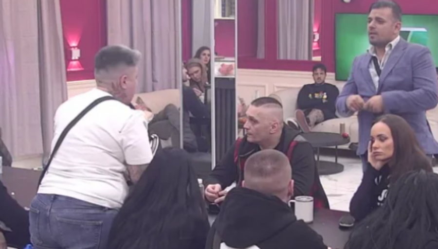 UŽIVO U PROGRAMU OBJAVLJEN SPISAK DEVOJAKA: Milan Milošević morao HITNO da prekine PROGRAM zbog HAOSA! (FOTO)