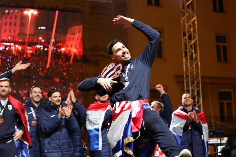 Doček na Trgu bana Jelačića