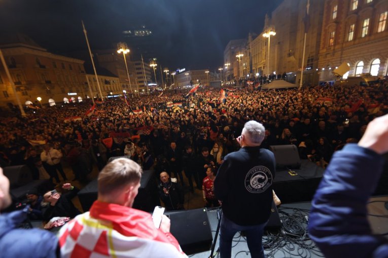 Doček na Trgu bana Jelačića