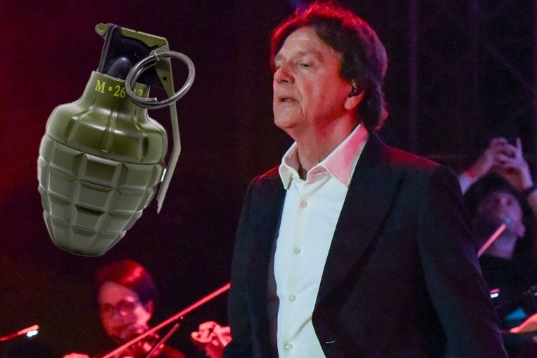 Zdravko Čolić bačena bomba na kuću