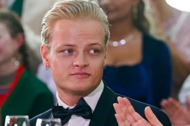 BRUKA I SRAMOTA KRALJEVSKE PORODICE! Sin norveške princeze OPTUŽEN za silovanja i nasilje, sud traži sedam godina ZATVORA!