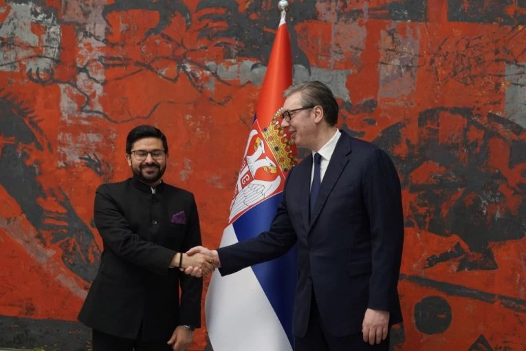STRATEŠKO PRIJATELJSTVO ZA BUDUĆNOST! Predsednik Vučić primio akreditivna pisma novoimenovanog ambasadora Indije