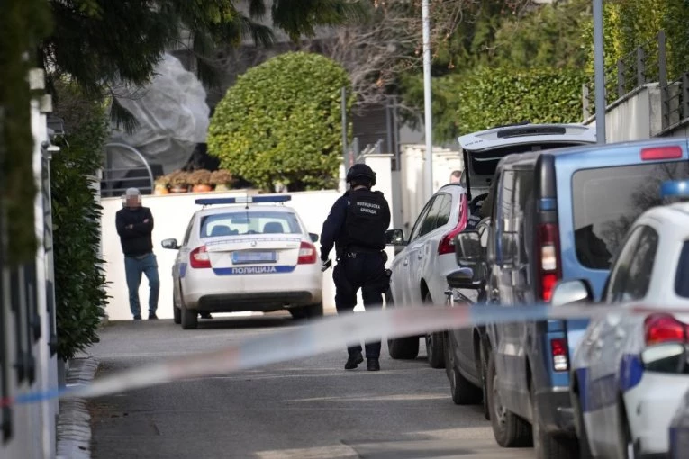 BAČENA BOMBA U BEOGRADU! Eksplozija u poznatoj pivnici u Beogradskoj ulici, policija na nogama!