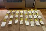 HAPŠENJE U INĐIJI: Policija pronašla skoro kilogram opojne droge