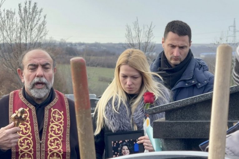 Sahranjena Beti Đorđević