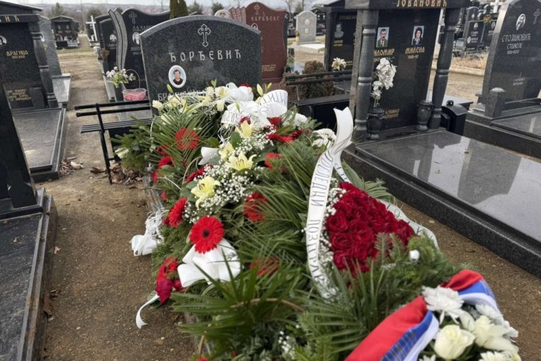 Grob Beti Đorđević