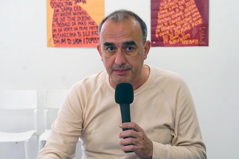 DINKO GRUHONJIĆ KOMANDUJE: Ubacite "vojvođansko pitanje" u program blokadera!