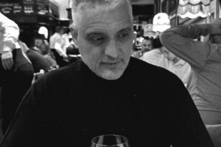 POSLEDNJE REČI SEKU POPUT ŽILETA! Na profilu Čede Jovanovića osvanula CRNA OBJAVA: "Život bih ti dao..."