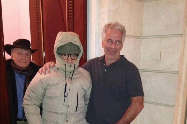 ŽENA VUDIJA ALENA BRANILA PEDOFILE PRED EPSTAJNOM! Šokantna prepiska s njim sablaznila planetu