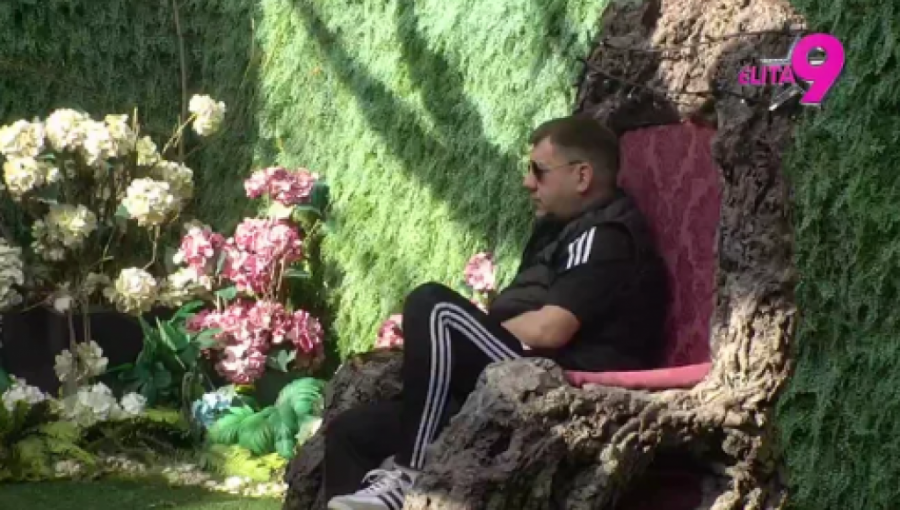 NOVI LJUBAVNI PAR "ELITE 9"?! Ivan Marinković odlučio da odvede ovu cimerku u KREVET, šok nad šokovima!